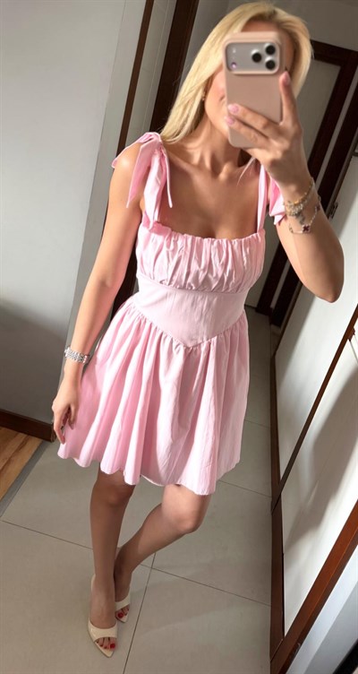 PEMBE NİA ELBİSE