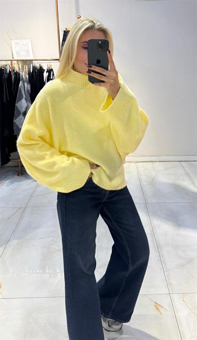 SARI BOĞAZLI YARASA KOL TRİKO KAZAK