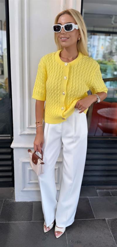 SARI GOLD DÜĞMELİ SAÇ ÖRGÜ TRİKO HIRKA