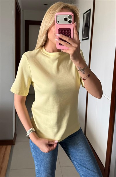 SARI ORJ MARKA MASSİ DEKORATİF YAKA TSHİRT