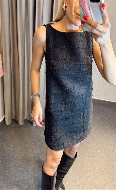 SIFIR KOL TÜVİT ELBİSE SİYAH