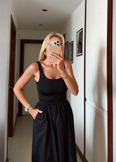 SİYAH ASKILI ÇIT ÇITLI BODYSUİT