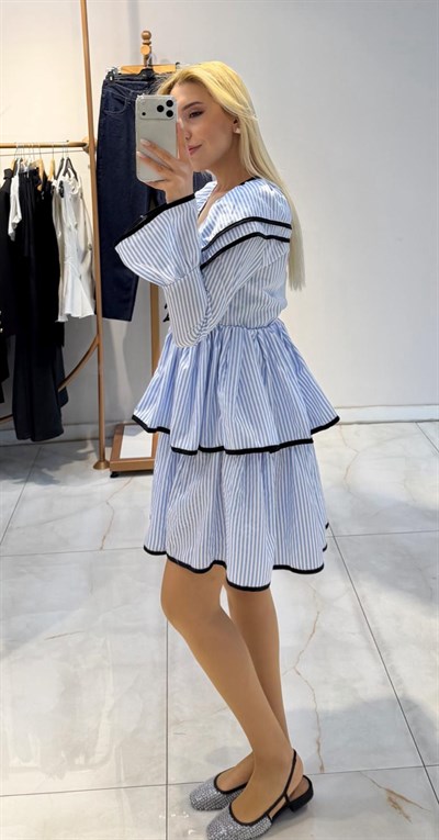 SİYAH BİYELİ MAVİ ÇİZGİLİ ELBİSE