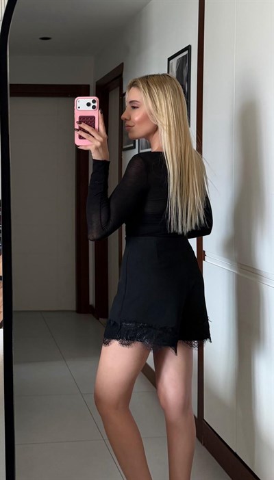 SİYAH DANTEL DETAYLI ŞORT ETEK