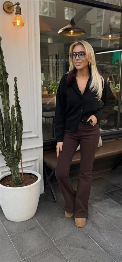 SİYAH DÜĞMELİ ÇIKARILABİLİR KÜRK YAKALI HIRKA