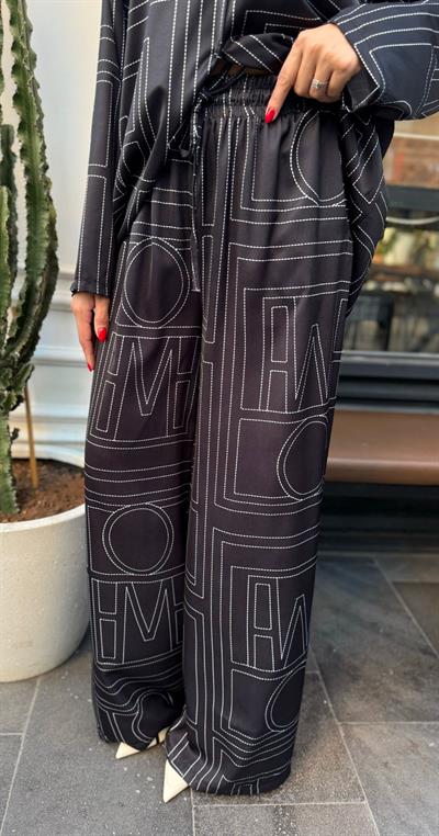 SİYAH GEOMETRİK DESEN GÖMLEK PANTOLON TAKIM