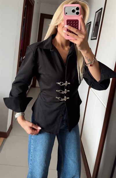 SİYAH KANCA DETAY TASARIM GÖMLEK