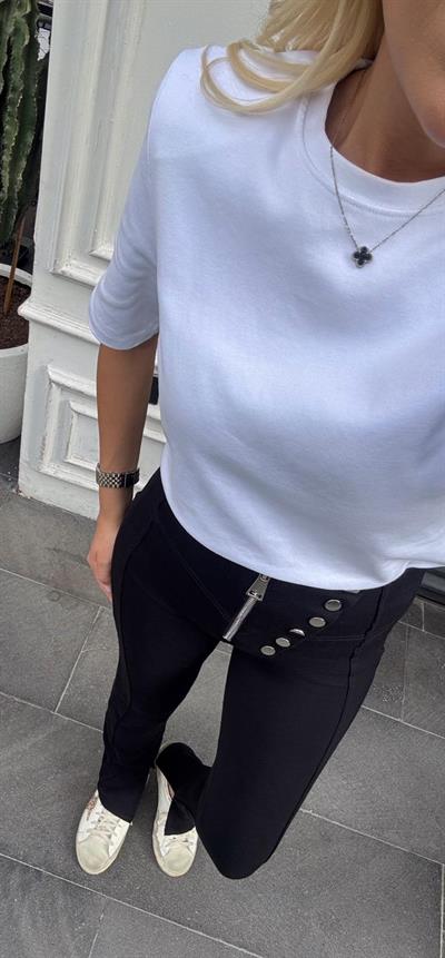 SİYAH MARKA MODEL TASARIM TAYT