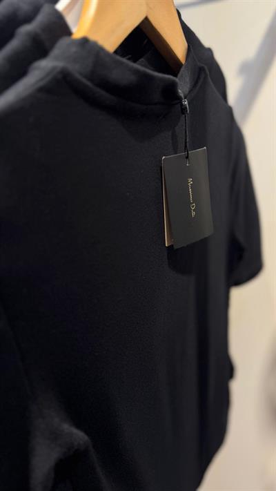 SİYAH ORJ MARKA MASSİ KISA KOL BUZY