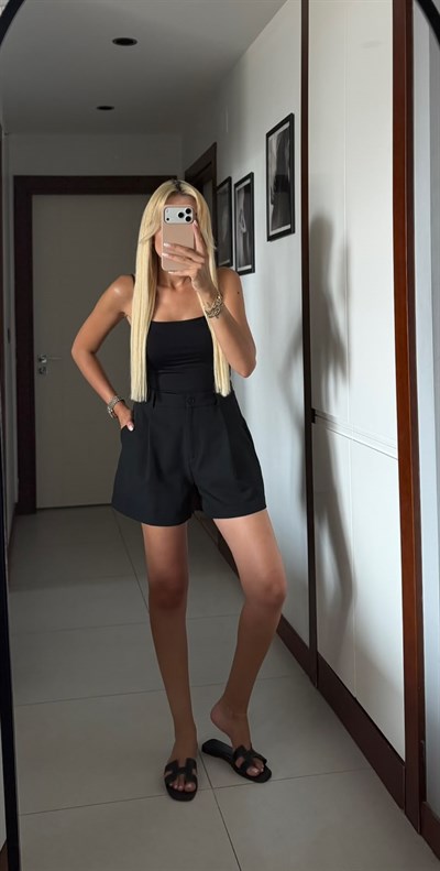 SİYAH PİLELİ MİNİ ŞORT