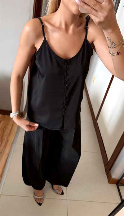 SİYAH PREMİUM BRİT DÜĞMELİ İNCE ASKILI BLUZ