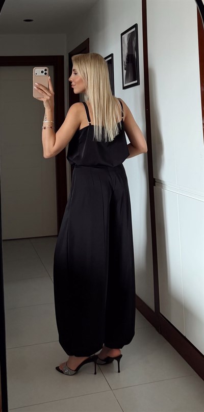 SİYAH PREMİUM BRİT DÜĞMELİ İNCE ASKILI BLUZ