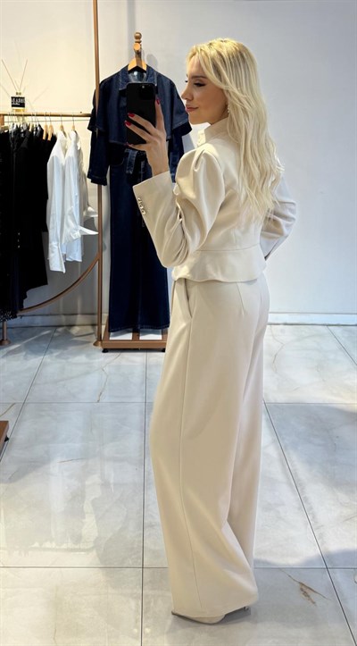 TAŞ GOLD DÜĞME DETAYLI CEKET PANTOLON TAKIM