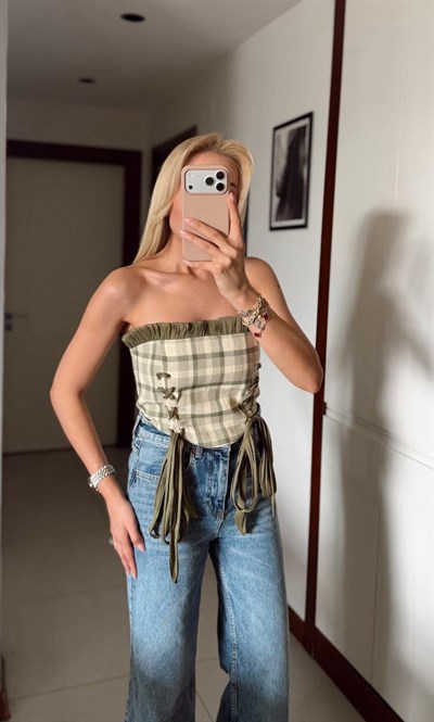 YEŞİL EKOSELİ FIRFIR DETAYLI KORSE BLUZ