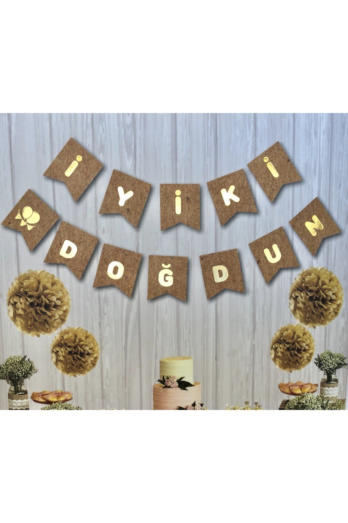 Kraft Karton Üstüne Gold Altın Sarısı Yaldızlı Iyiki Doğdun Yazılı Doğum Günü Partisi Yazı Banner