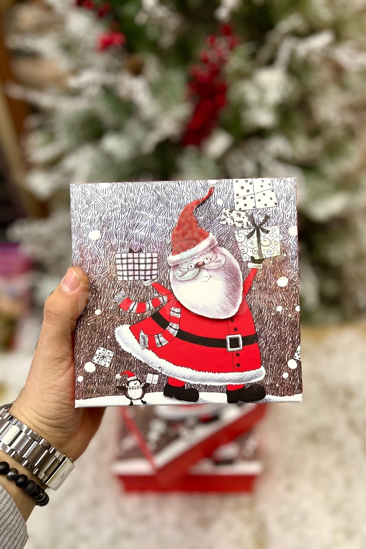 Lüks Yılbaşı Hediyelik Hediye Kutusu 3 Lü Set Kabartmalı Noel Baba Baskılı Yeni Yıl Kış Temalı