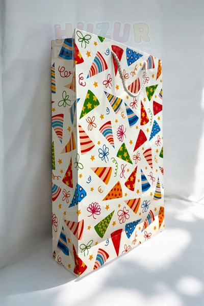 40x26 Cm Parti Şapkası Baskılı Yılbaşı Sert Hediyelik Karton Çanta I?pli Hediye Yeni Yıl Çantası