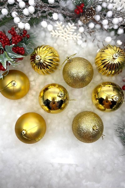 8li Gold Rengi Cici Top 8 Cm Simli Mat Parlak Kabartmalı Altın Sarısı Yılbaşı Çam Ağacı Süsü