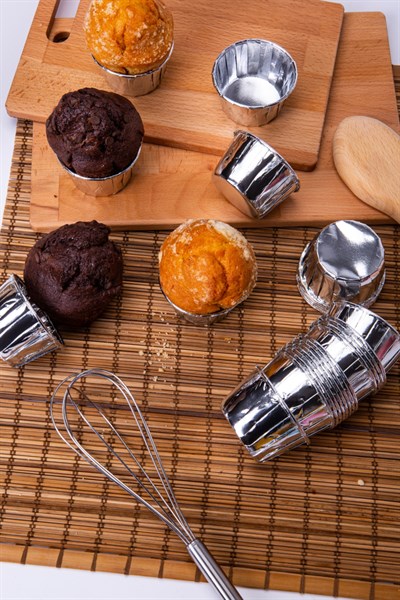 Gümüş Parlak Kaplama 25li Kek Kalıbı Fırında Dağılmayan 6.5x4 Cm Gri Muffin Cupcake Stand Kapsülü