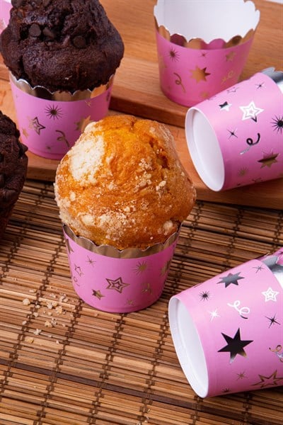 Gümüş Yaldızlı Pembe 12li Kek Kalıbı Yıldız Konfeti Detaylı Fırında Dağılmayan 6.5x5 cm Muffin