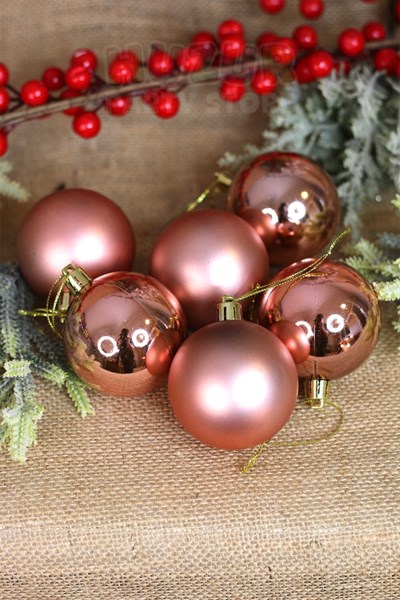 Parlak Mat Rose Gold Renkli Cici Top 5 Cm 6lı Yılbaşı Yeni Yıl Çam Ağacı Süsü Ipli Ağaca Asılan Süs