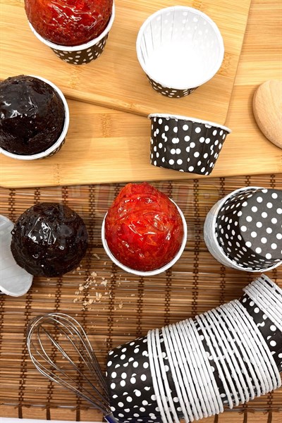Siyah Puantiyeli 50li Kek Kalıbı Fırında Dağılmayan Puanlı 6.5x4 Cm Sert Karton Muffin Cupcake