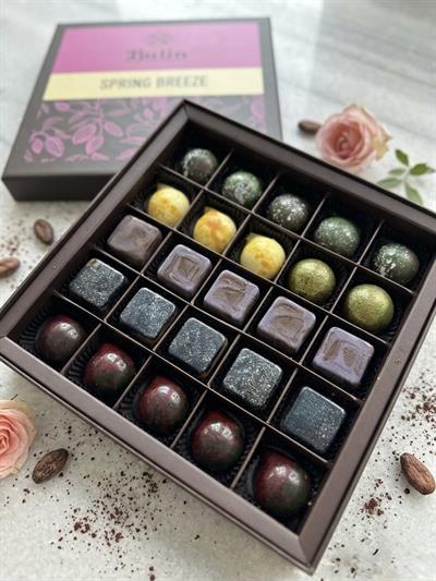 25'li Spring Breeze Çikolata Kutusu