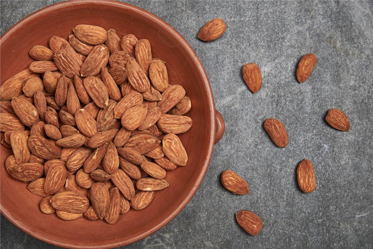 KAVRULMUS  BADEM  KG