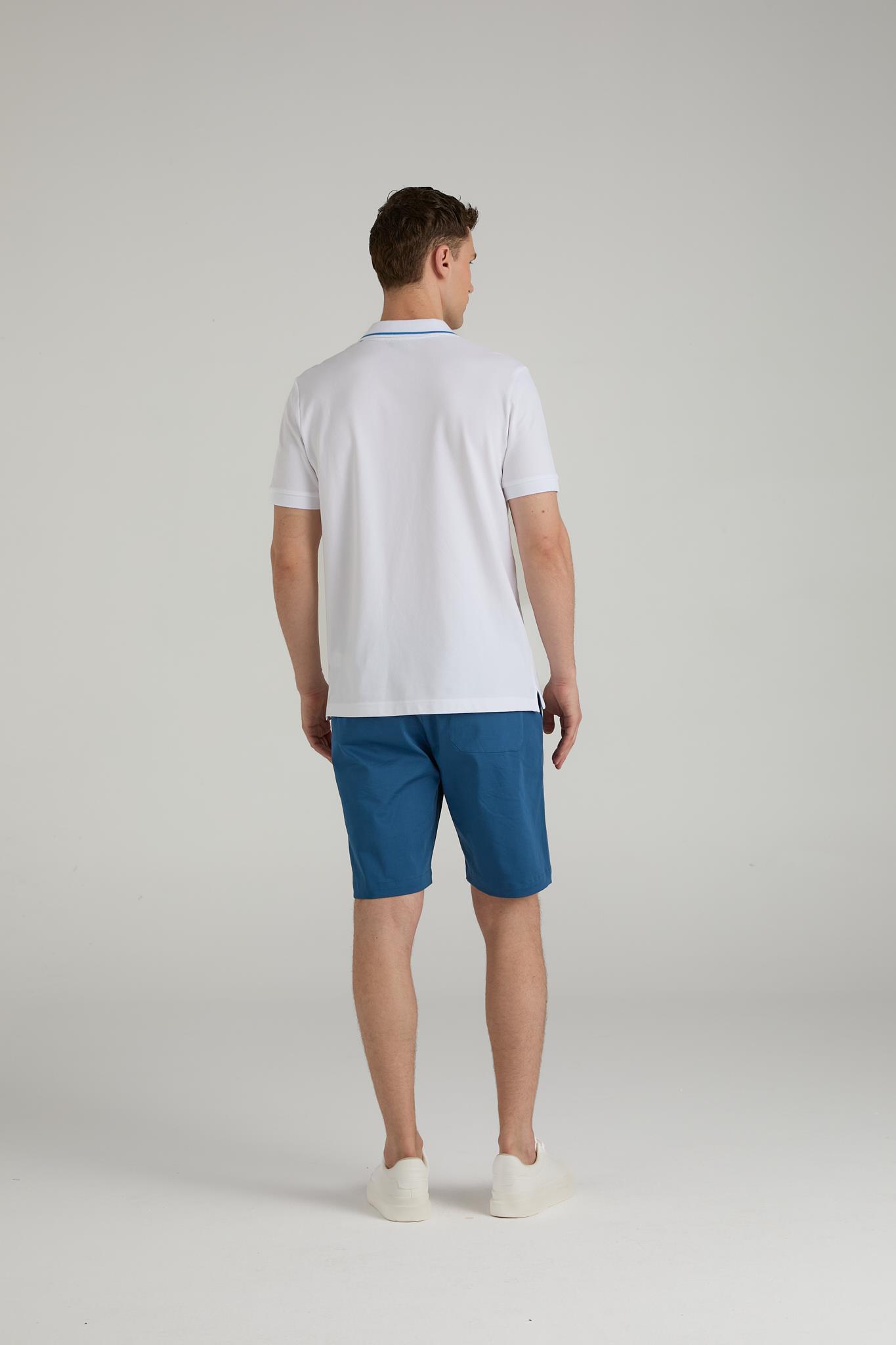Comfort Fit Chino Short