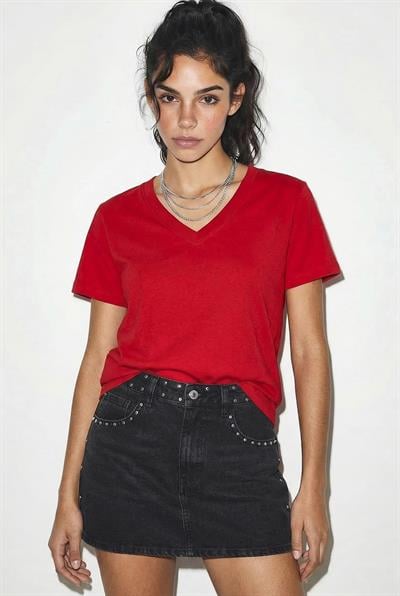 %100 Organik Pamuk Derin V Yakalı Comfort Fit T-Shirt 60602066 - Kırmızı