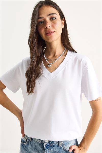 %100 Organik Pamuk Derin V Yakalı Comfort Fit T-Shirt 60602066 - Beyaz-Siyah