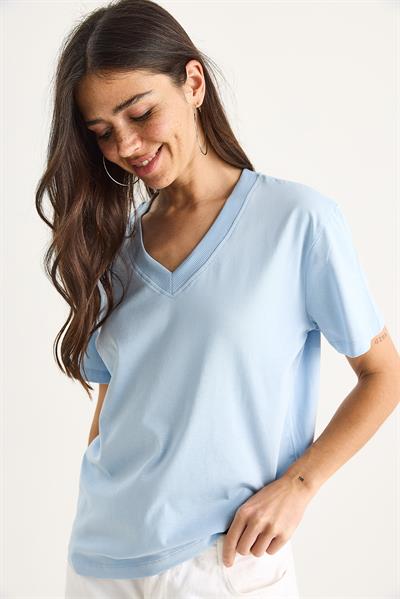 Kadın %100 Organik Pamuk Derin V Yakalı Comfort Fit T-Shirt 60602066 - Bebe Mavisi