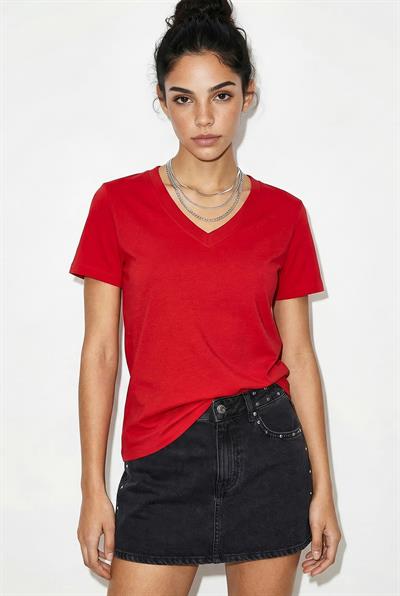 %100 Organik Pamuk Derin V Yakalı Comfort Fit T-Shirt 60602066 - Siyah-Beyaz-Kırmızı