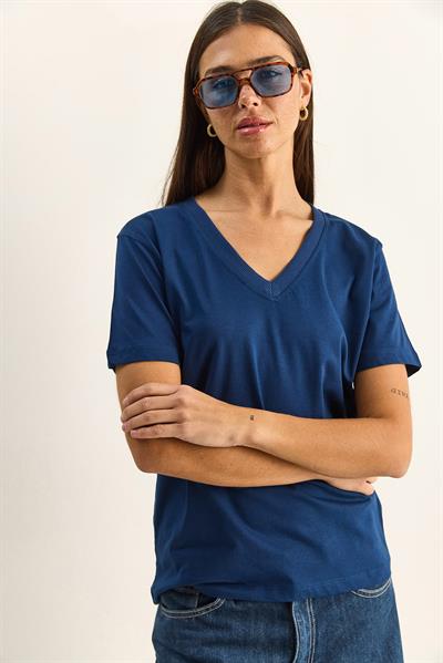 %100 Organik Pamuk Derin V Yakalı Comfort Fit T-Shirt 60602066 - Lacivert