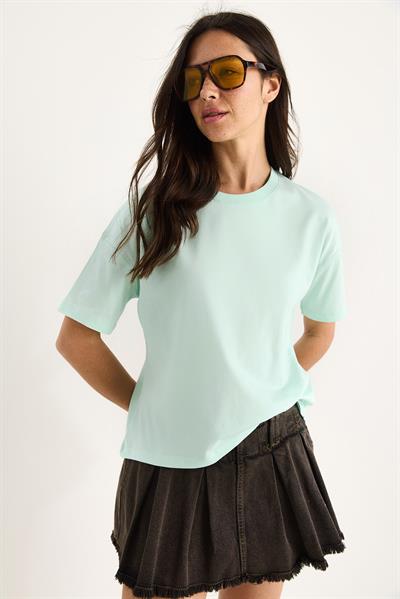 Kadın %100 Organik Pamuk Relaxed Fit Yuvarlak Yakalı T-Shirt 60602050 - Mint Yeşili