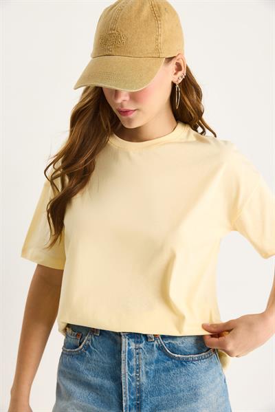 Kadın %100 Organik Pamuk Relaxed Fit Yuvarlak Yakalı T-Shirt 60602050 - Tereyağ