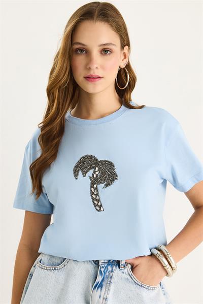 Kadın %100 Pamuk Bisiklet Yaka Palmiye Taş Aksesuarlı Rahat Kalıp T-Shirt 60602067 - Bebe Mavisi