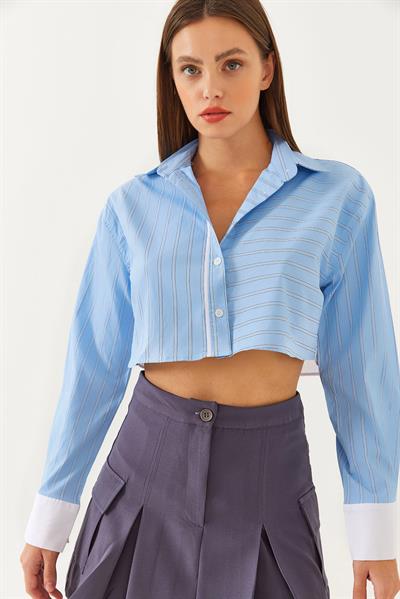 Kadın Asimetrik Çizgili Manşet Detaylı Crop Gömlek 4451 60251915 - Bebe Mavisi