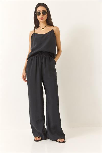Kadın Askılı Dokuma Modal Bluz Pantolon Alt-Üst Takım 9298 60281024 - Siyah