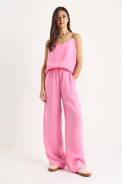 Kadın Askılı Dokuma Modal Bluz Pantolon Alt-Üst Takım 9298 60281024 - Şeker Pembe