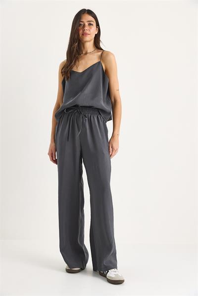 Kadın Askılı Dokuma Modal Bluz Pantolon Alt-Üst Takım 9298 60281024 - Füme