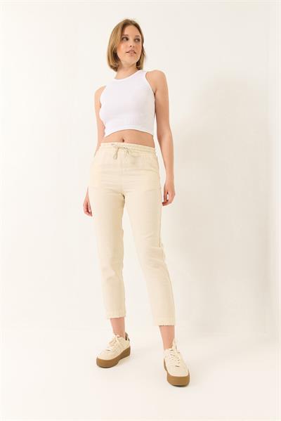 Kadın Beli Bağlamalı Paça Detaylı Cepli Keten Havuç Pantolon YP5134 60283180 - Bej