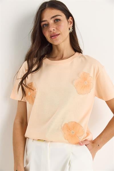 Bisiklet Yaka Çiçek Aksesuarlı Kısa Kollu T-Shirt 60602060 - Yavru Ağzı