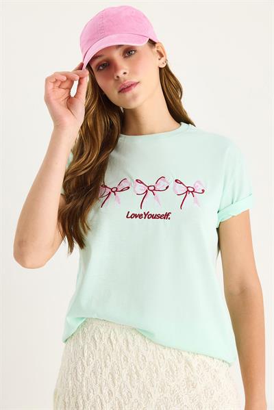 Kadın Bisiklet Yaka Kısa Kollu Nakışlı T-Shirt 60602023 - Mint Yeşili