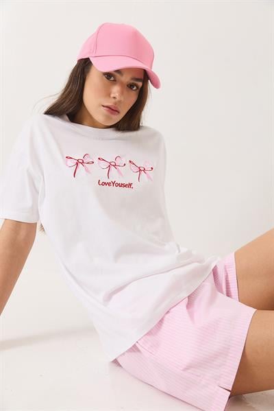 Kadın Bisiklet Yaka Kısa Kollu Nakışlı T-Shirt 60602023 - Beyaz