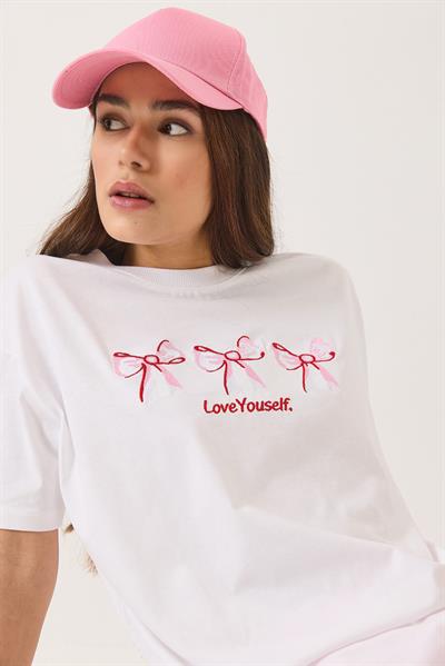 Kadın Bisiklet Yaka Kısa Kollu Nakışlı T-Shirt 60602023 - Beyaz