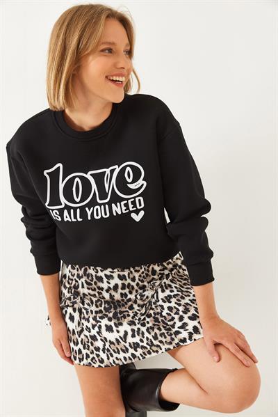 Kadın Bol Kesim Yuvarlak Yaka Sweatshirt MBHS022 60601022 - Siyah