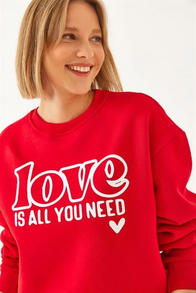 Kadın Bol Kesim Yuvarlak Yaka Sweatshirt MBHS022 60601022 - Kırmızı