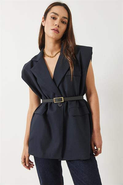 Kadın Cep Detaylı Kemerli Vatkalı Oversize Astarlı Blazer Yelek 11143 60281003 - Lacivert