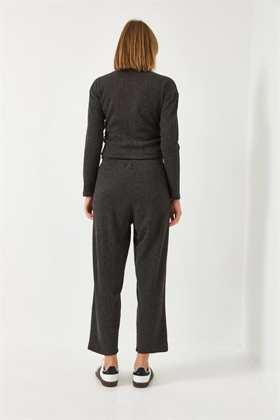 Kadın Crop Bluz ve Beli Lastikli Pantolonlu Alt Üst Takım 60261363 - Füme